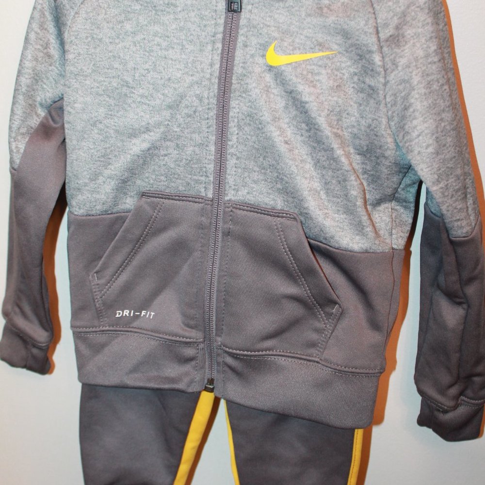 Size 2T Nike Dri-Fit Gray/Yellow Tracksuit